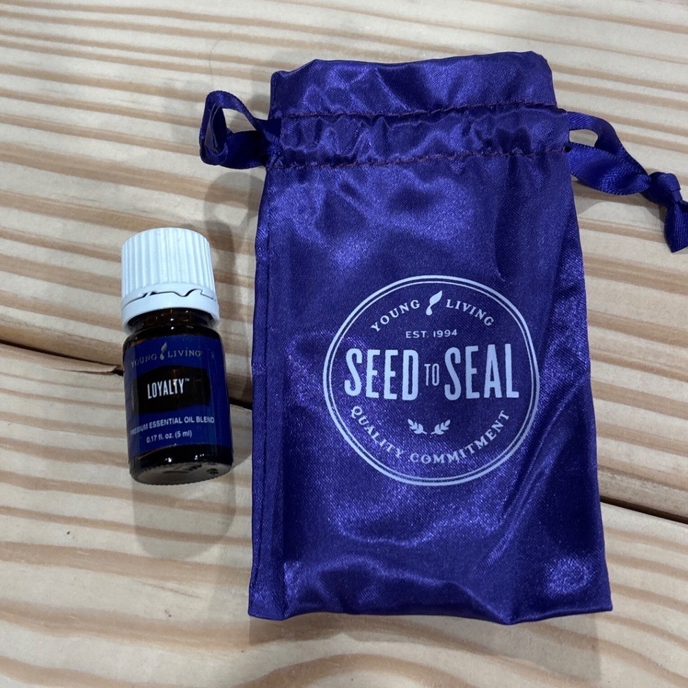 Young Living Exclusive Loyalty Oil Blend 5ml Seed to Seal Pouch Included